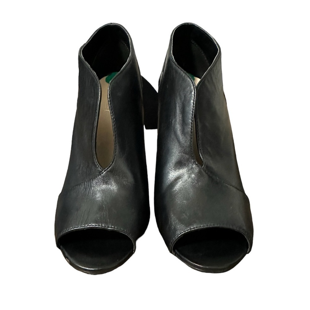Nine West Heels.  Size 8. Black.‎ - Picture 3 of 7